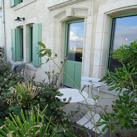 La Maison De Gaston Le Port-des-Barques Luaran gambar